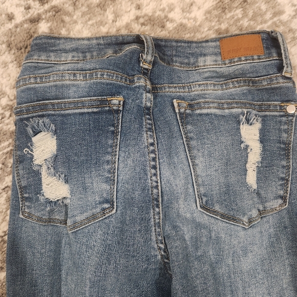 Judy Blue Jeans with patch work distressing. Size 1/25 - Picture 3 of 4
